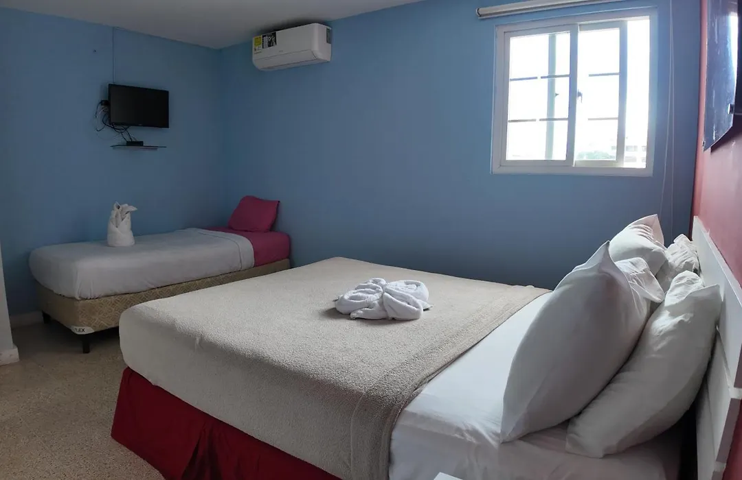 Hostal Familiar Carmencita-1